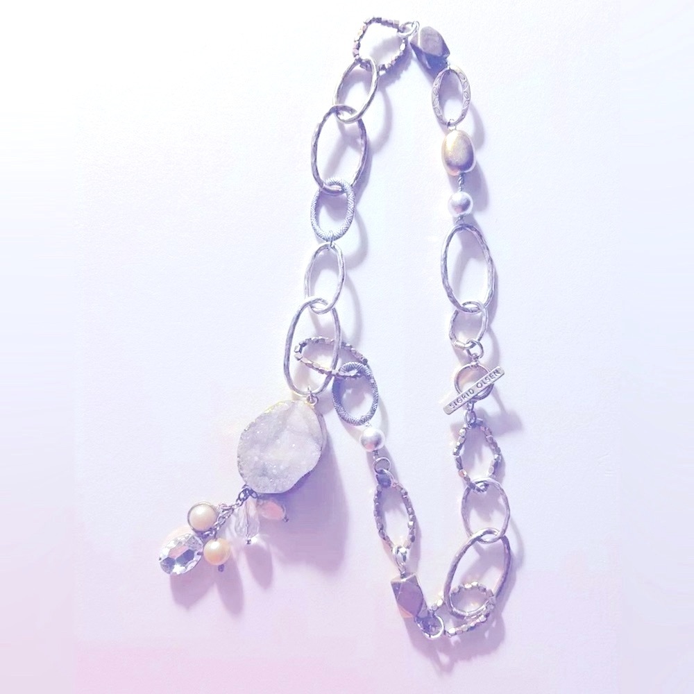 Sigrid Olsen necklace matte hammered gold & silver bead 20”,5” Druzy